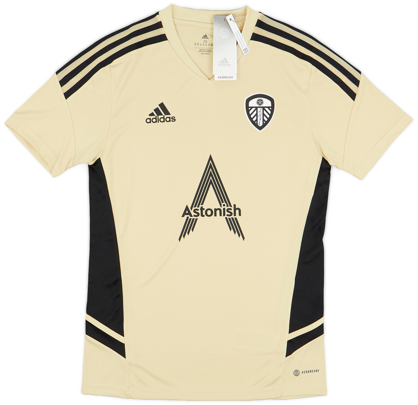 new leeds training kit