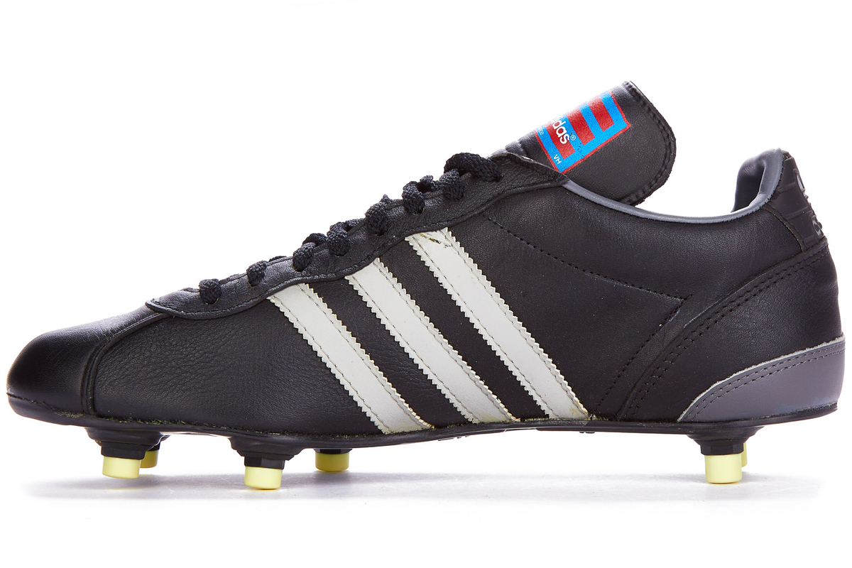 Adidas shoes 2025 70s quito