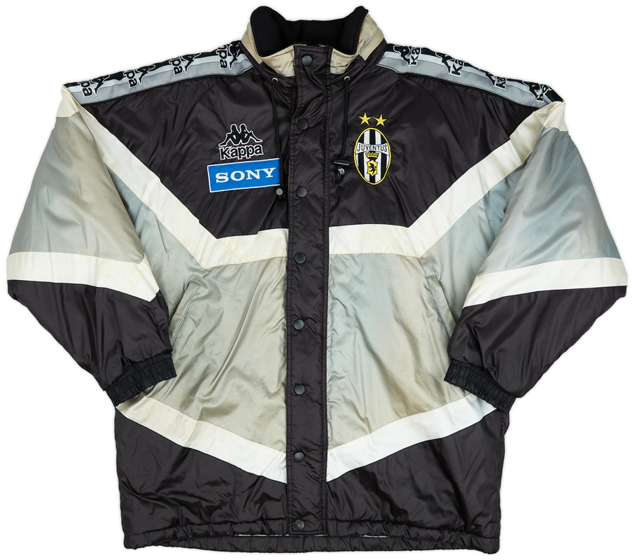 https://www.classicfootballshirts.com/1995-97-juventus-kappa-padded-bench-coat-910-l-juvj95465jr.html