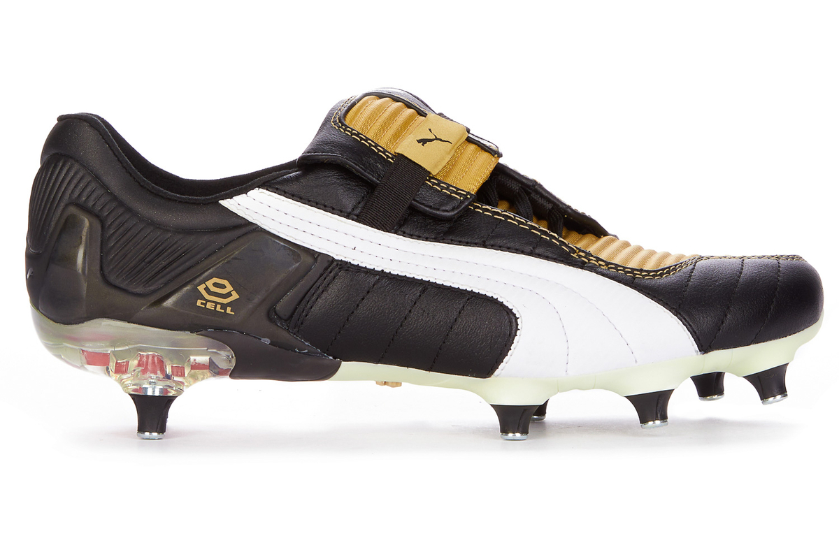 Puma cell football boots top