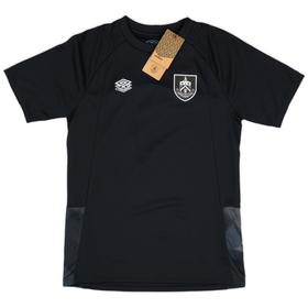 2022-23 Burnley Umbro Training Shirt (KIDS)
