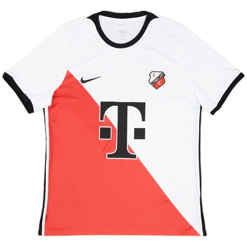 2022-23 Utrecht Home Shirt