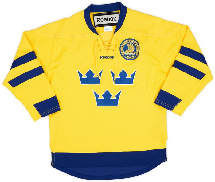 201114 Sweden National Hockey Team Reebok Home Jersey (Excellent) S/M.Kids
