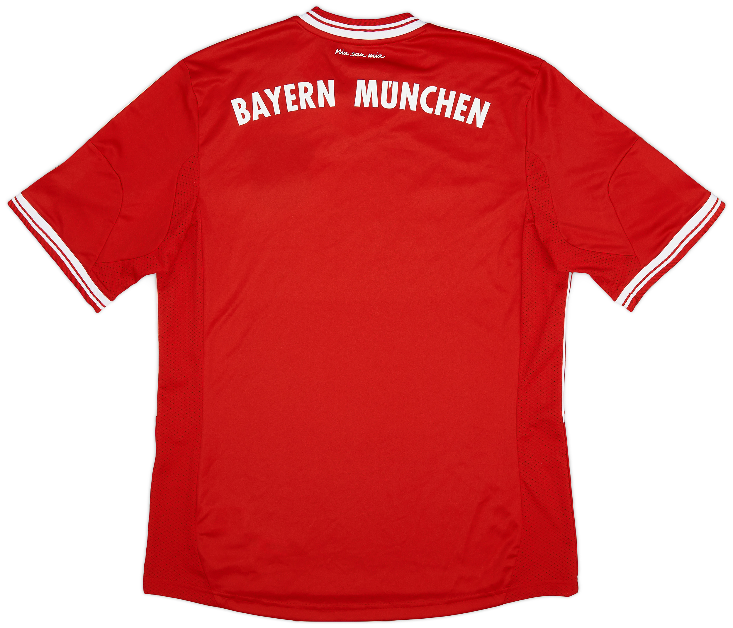 FC Bayern München プリントサイン入りボール 2016/17 FC Bayern München プリントサイン入りボール 2016/17 - メルカリ