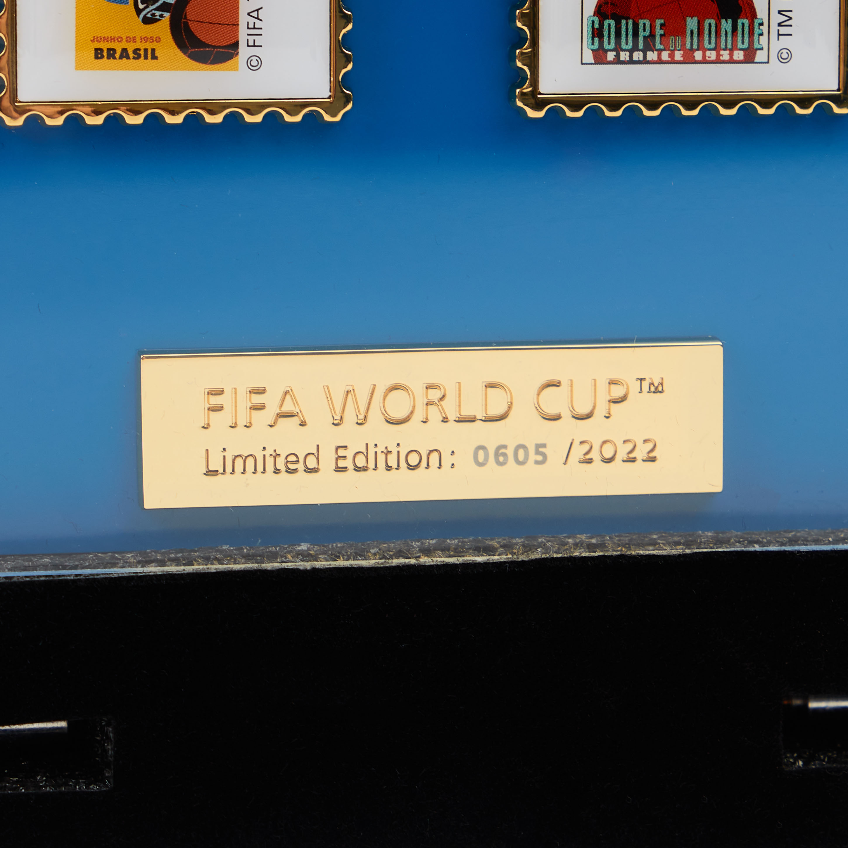 証明書付き限定品 FIFA WORLD CUP 優勝国ピンバッジセット　刻印あり FIFA Classics Official Limited Edition Historical Pin Collection