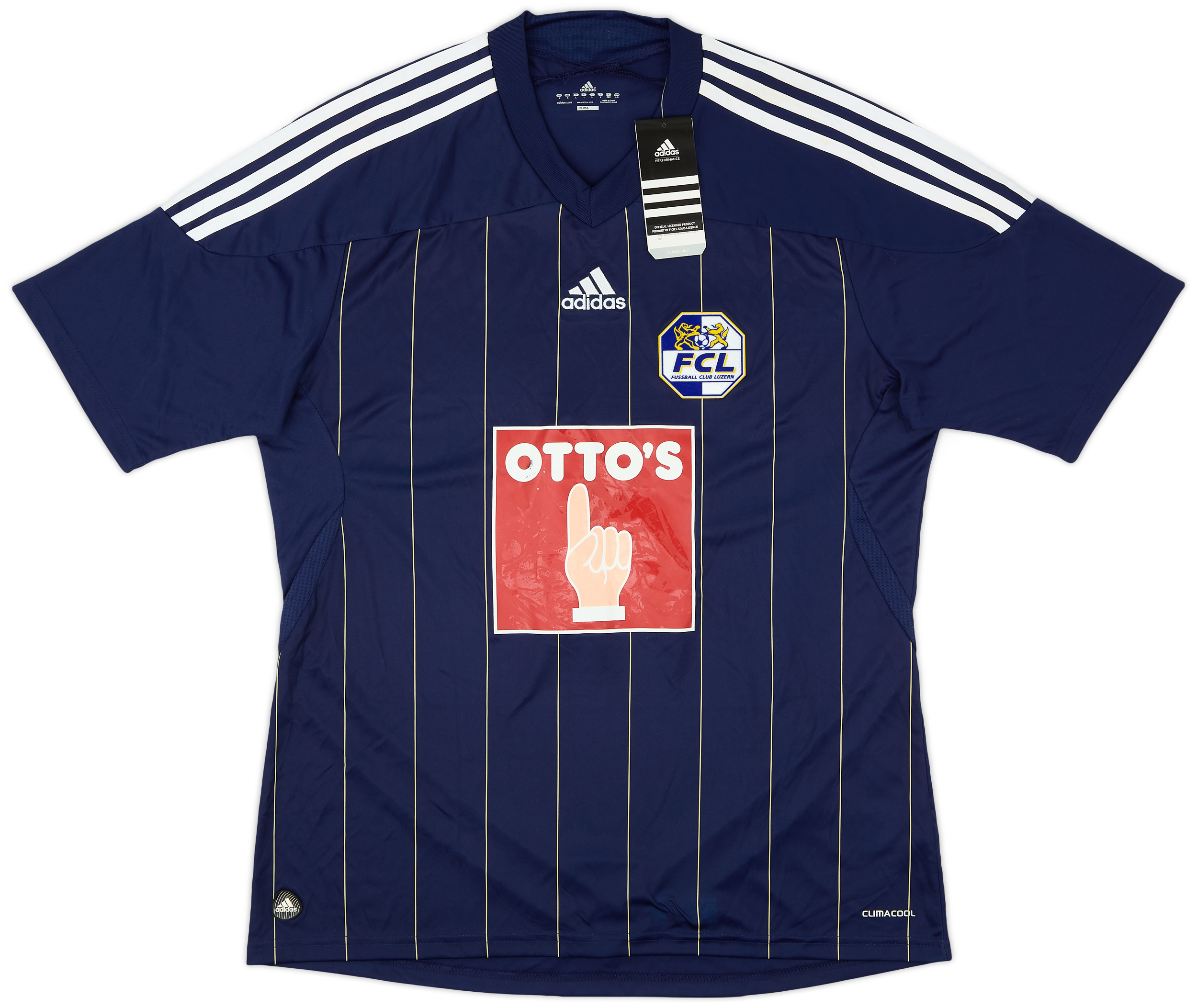 2011-12 Luzern Home Shirt (L)