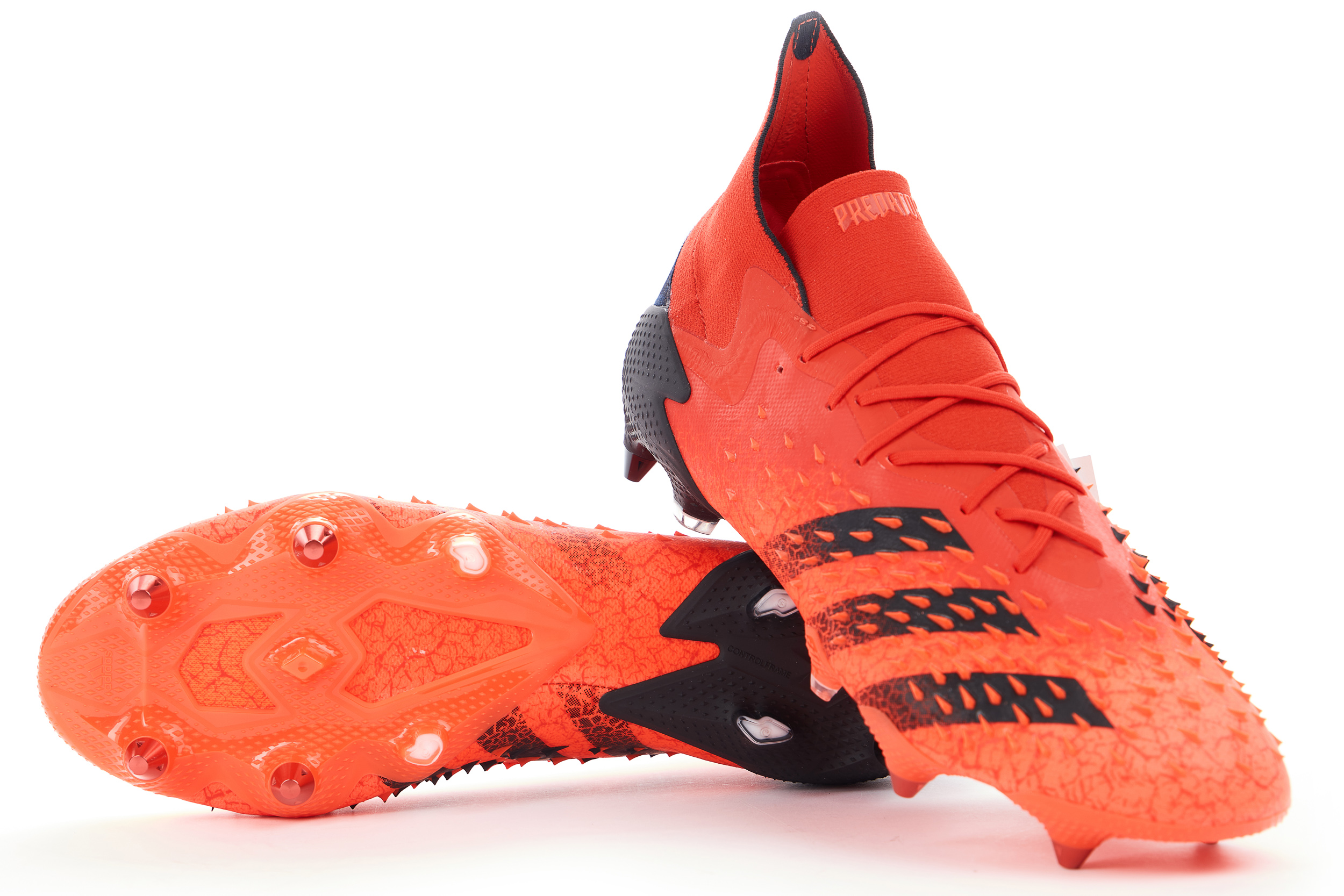 adidas Predator DEMONSKIN サッカーシューズ 6f134231f45933de21100786791f1e
