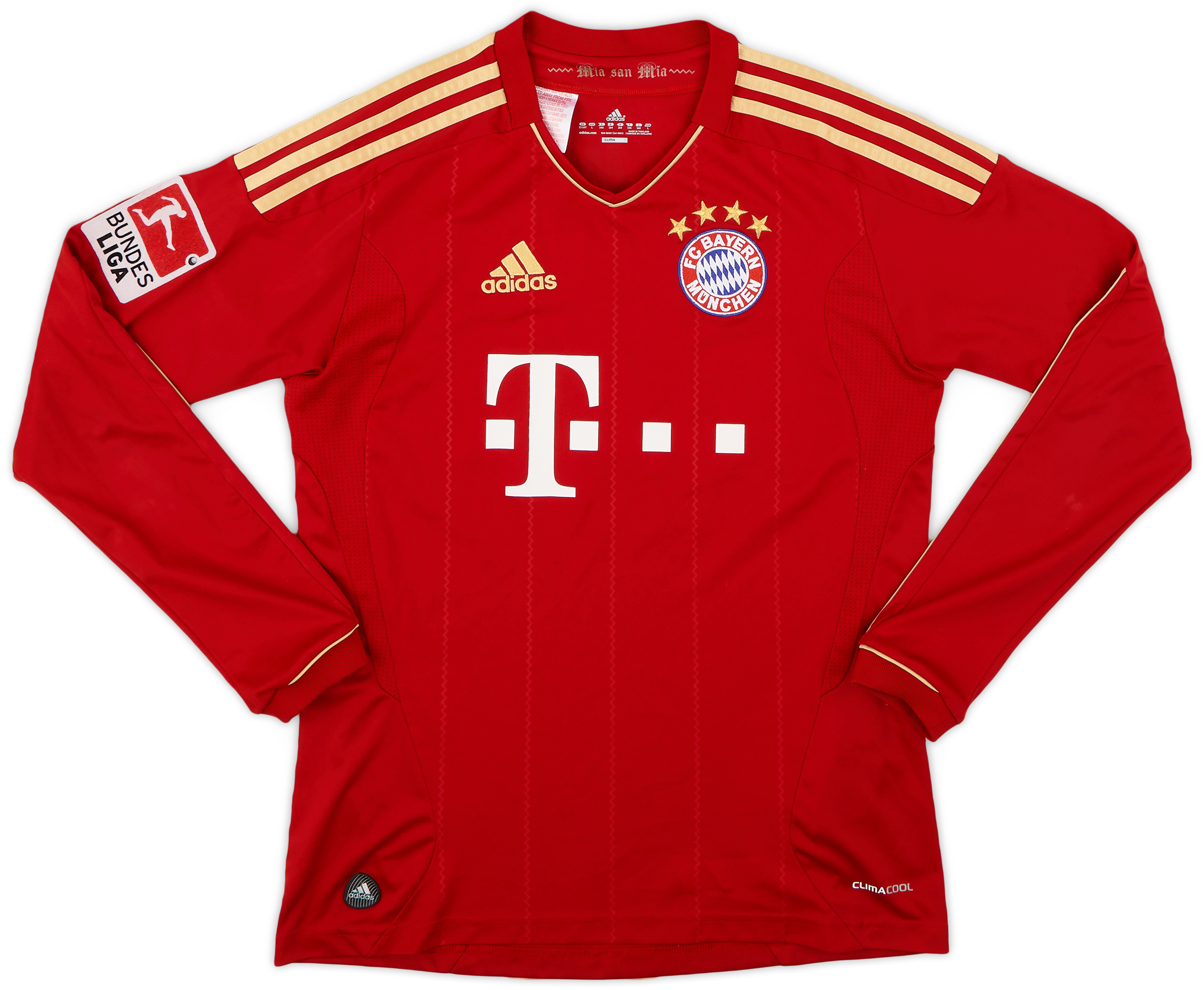 FC Bayern München MÜLLER 25番ユニフォームM FC Bayern München MÜLLER 25番ユニフォームM - メルカリ