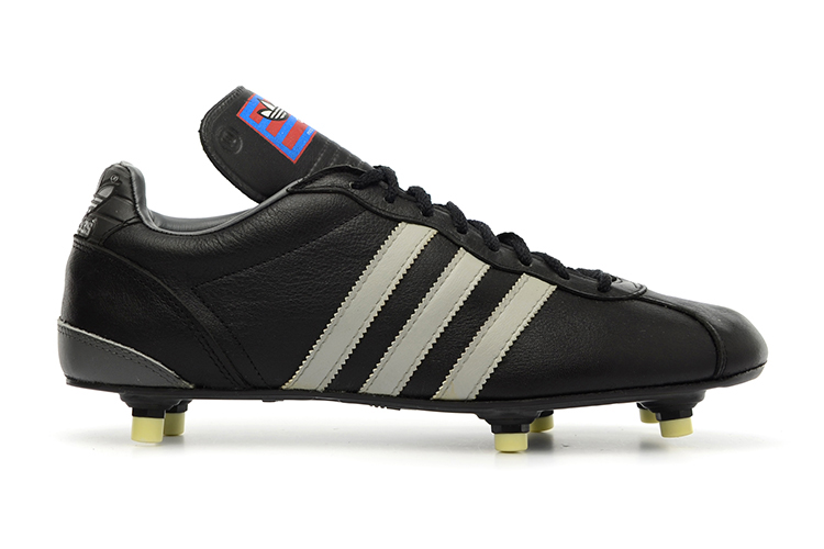 Adidas shoes 1980s quito top