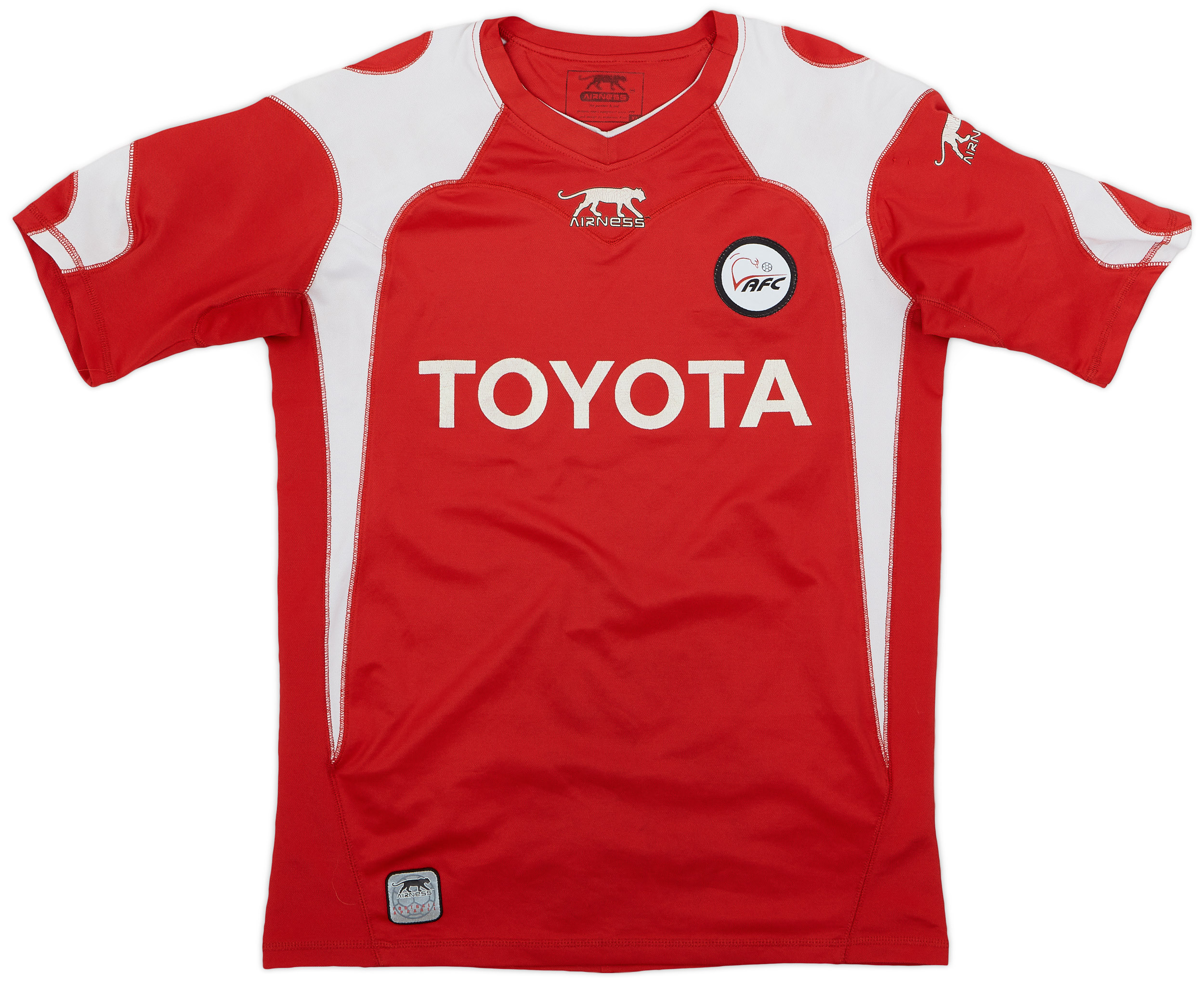 Valenciennes s'inspire d'Olive et Tom pour son nouveau maillot Valenciennes s'inspire d'Olive et Tom pour son nouveau maillot