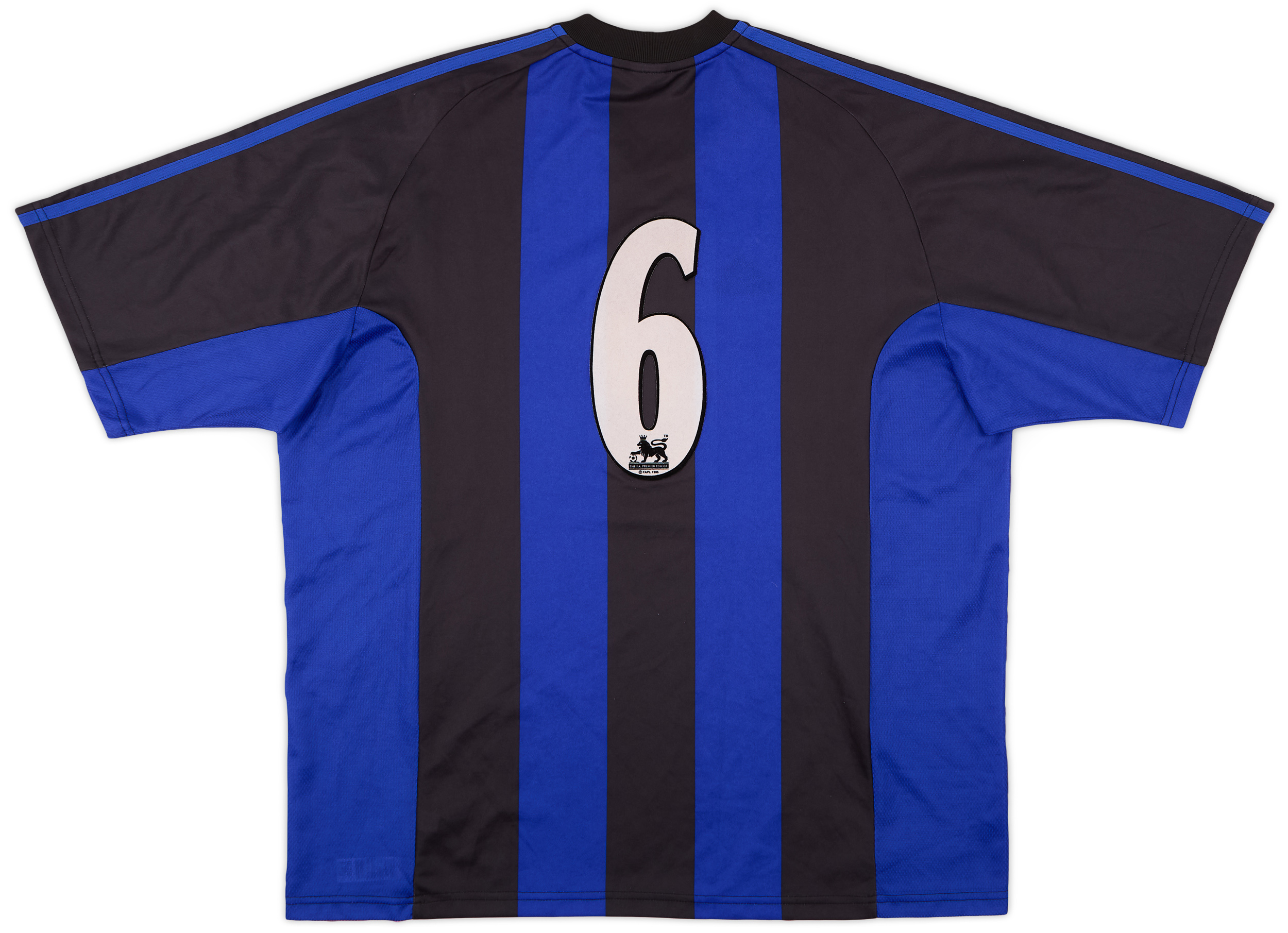 激レア！adidas Warrior Soccer 2000 Tシャツ 激レア！adidas Warrior Soccer 2000 Tシャツ