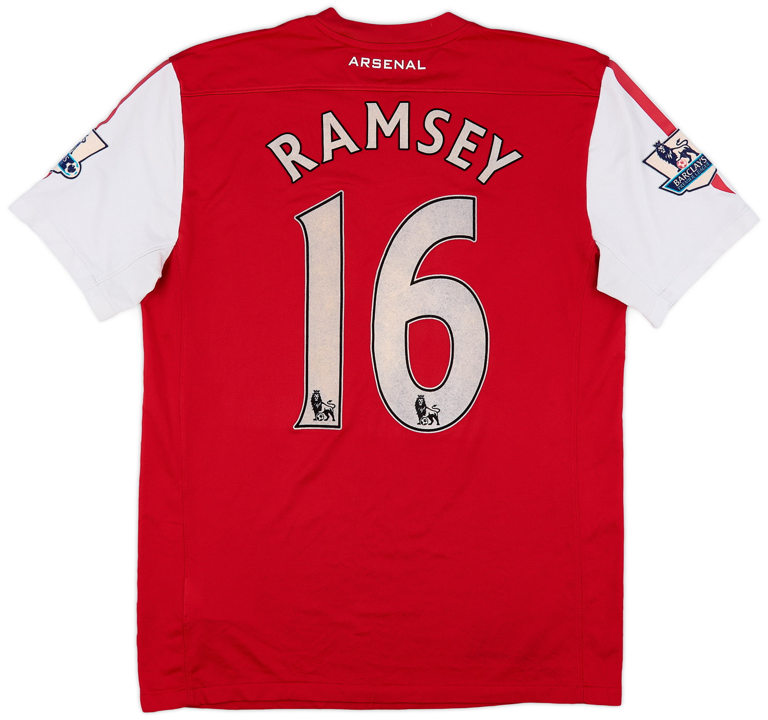 Aaron ramsey arsenal jersey hotsell