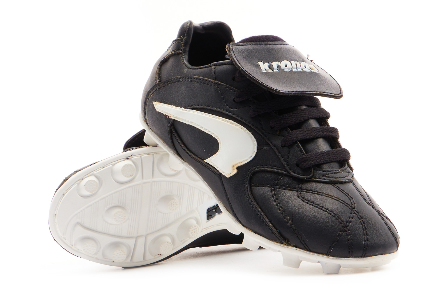 Kronos hotsell football boots